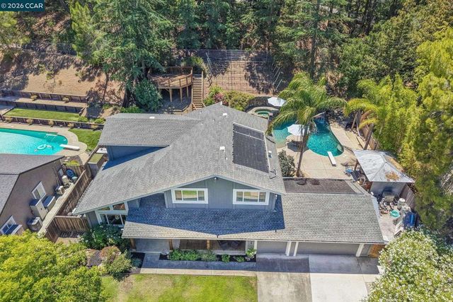 139 Mt Everest Ct, Clayton, CA 94517