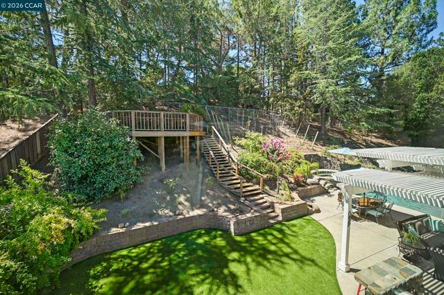 139 Mt Everest Ct, Clayton, CA 94517