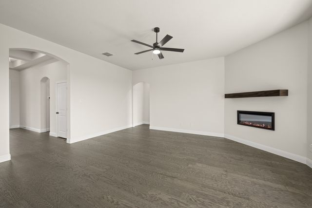 113 Grey Wolf Court, Godley, TX 76044