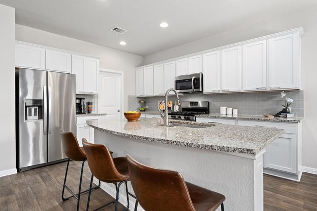 337 Blue Sage DR, Leander, TX 78641