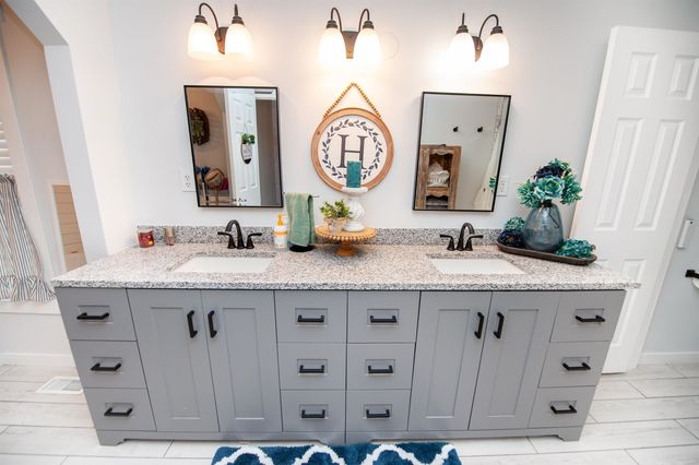 244 Arrowood Branch Road, Chesnee, SC 29323