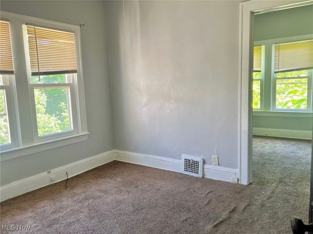 3467 E 142nd Street, Cleveland, OH 44120