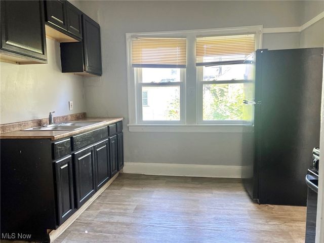 3467 E 142nd Street, Cleveland, OH 44120