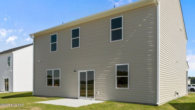 1016 Queensland Lane, Ayden, NC 28513