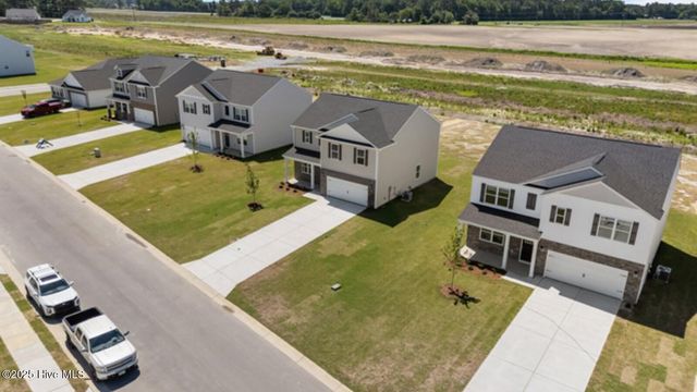 1016 Queensland Lane, Ayden, NC 28513