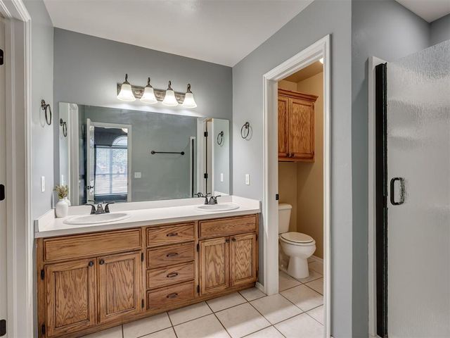 12276 SW 10th Street, Yukon, OK 73099