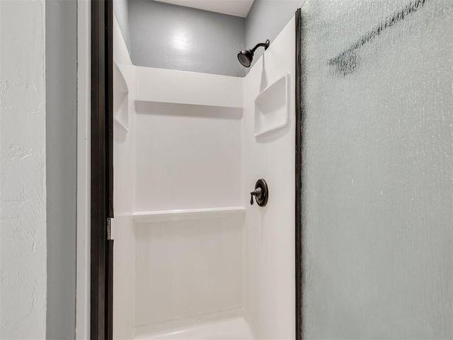 12276 SW 10th Street, Yukon, OK 73099