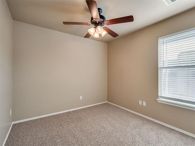 12276 SW 10th Street, Yukon, OK 73099