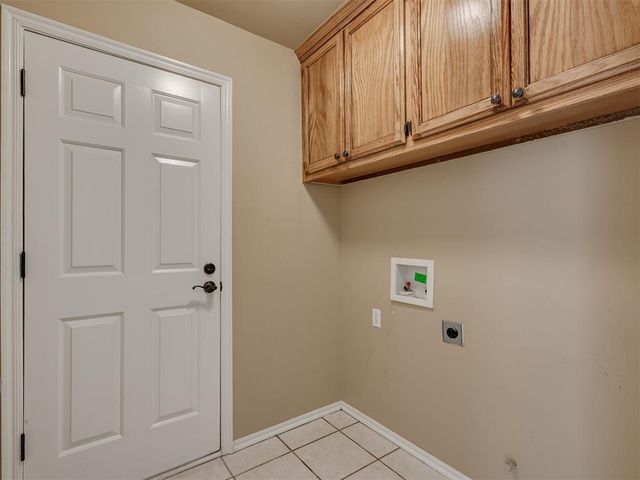 12276 SW 10th Street, Yukon, OK 73099