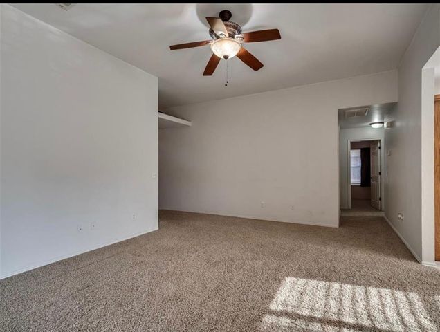 12276 SW 10th Street, Yukon, OK 73099