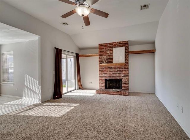 12276 SW 10th Street, Yukon, OK 73099