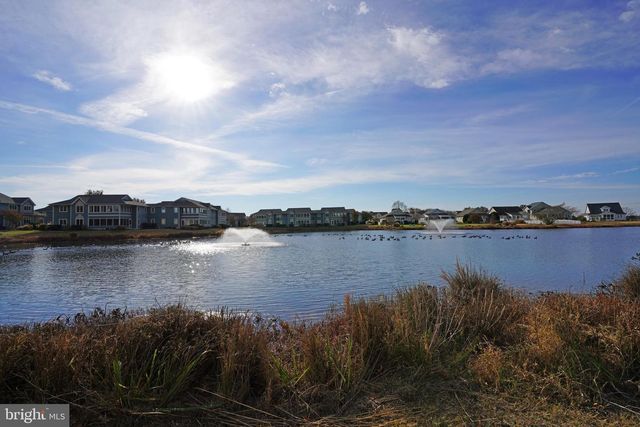 268 LAKESIDE DR, Lewes, DE 19958