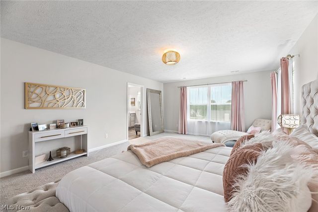 7181 Stonegate Circle NE, Canton, OH 44721