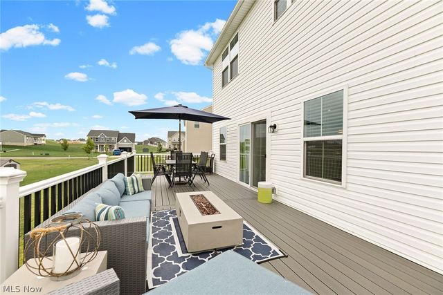 7181 Stonegate Circle NE, Canton, OH 44721
