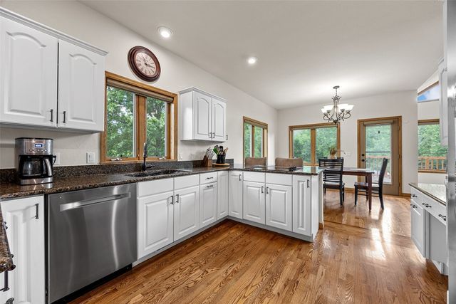 1280 Winchester Drive, Swisher, IA 52338