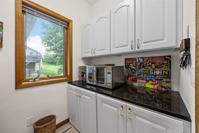 1280 Winchester Drive, Swisher, IA 52338