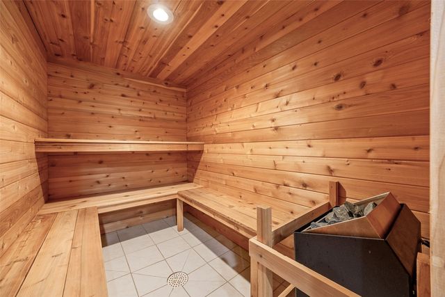1280 Winchester Drive, Swisher, IA 52338