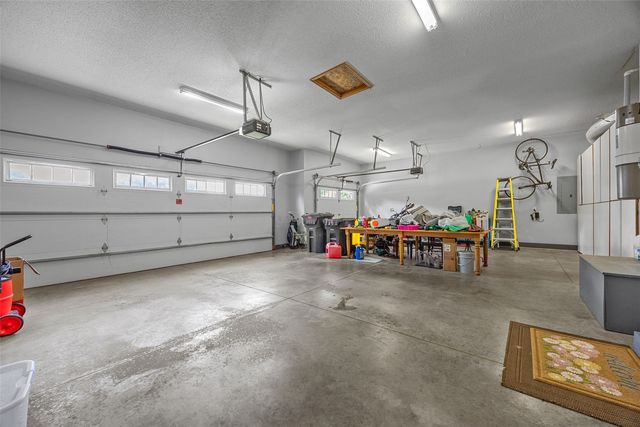 1280 Winchester Drive, Swisher, IA 52338