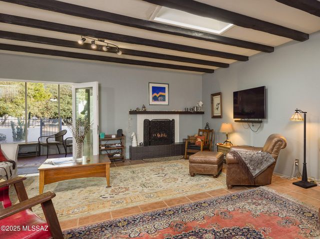 3270 N Sabino Vista Circle, Tucson, AZ 85750