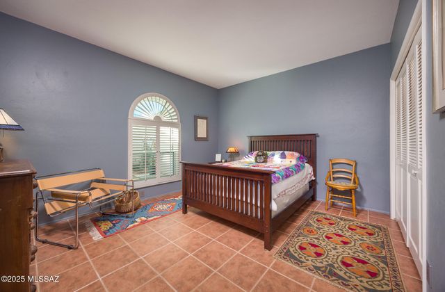 3270 N Sabino Vista Circle, Tucson, AZ 85750