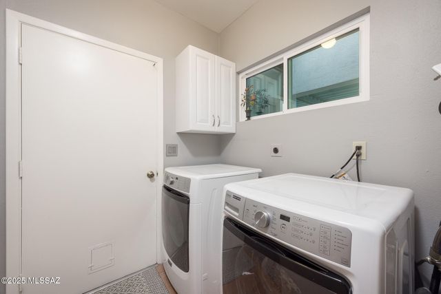 3270 N Sabino Vista Circle, Tucson, AZ 85750