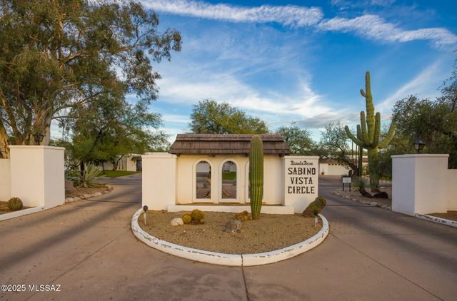 3270 N Sabino Vista Circle, Tucson, AZ 85750