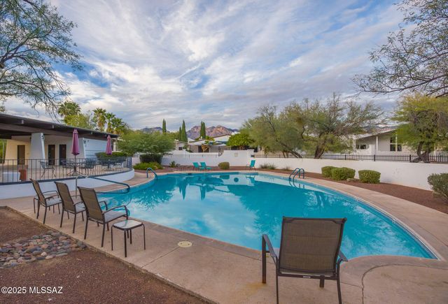 3270 N Sabino Vista Circle, Tucson, AZ 85750