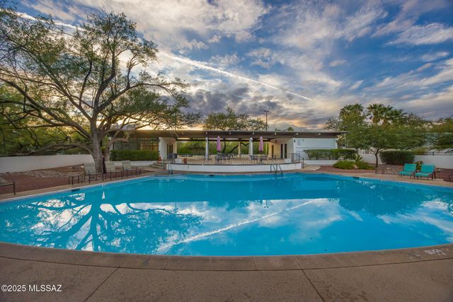 3270 N Sabino Vista Circle, Tucson, AZ 85750