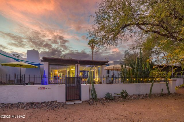 3270 N Sabino Vista Circle, Tucson, AZ 85750