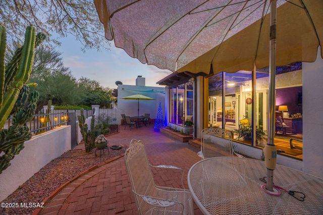 3270 N Sabino Vista Circle, Tucson, AZ 85750
