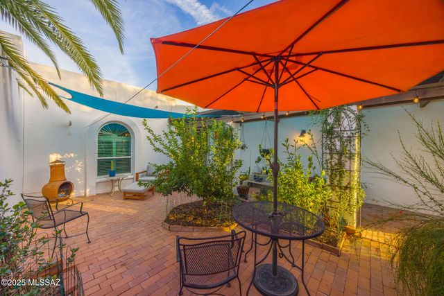 3270 N Sabino Vista Circle, Tucson, AZ 85750