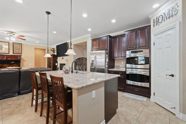 11285 Figtree Terrace Road, Corona, CA 92883