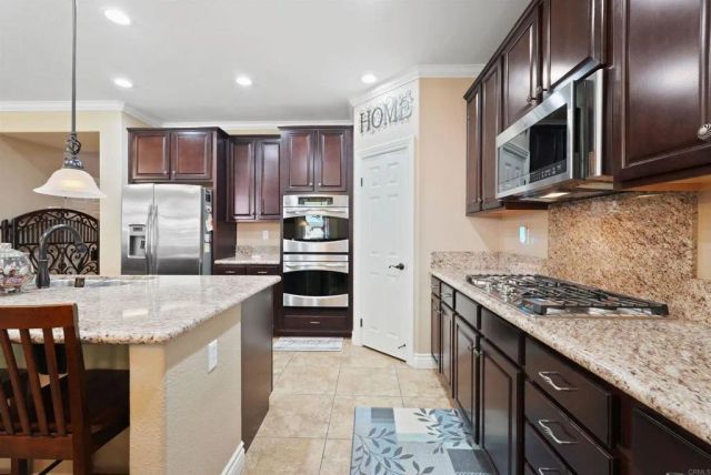 11285 Figtree Terrace Road, Corona, CA 92883