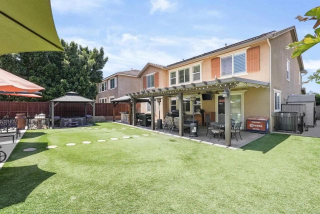 11285 Figtree Terrace Road, Corona, CA 92883