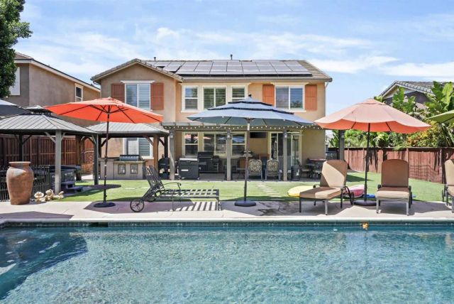 11285 Figtree Terrace Road, Corona, CA 92883