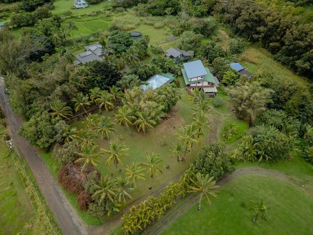 59 Door Of Faith Rd, Haiku, HI 96708