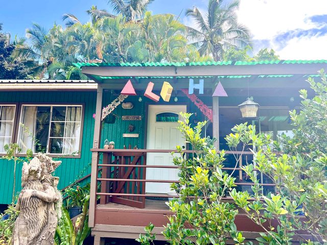 59 Door Of Faith Rd, Haiku, HI 96708