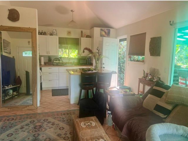 59 Door Of Faith Rd, Haiku, HI 96708