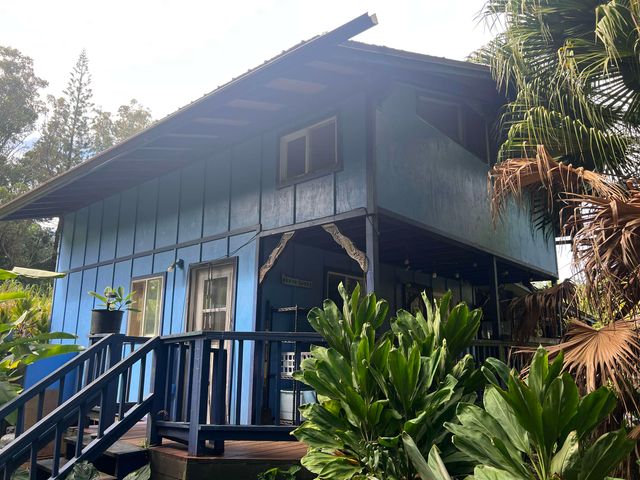 59 Door Of Faith Rd, Haiku, HI 96708