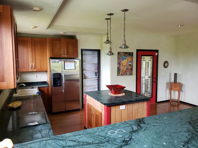 59 Door Of Faith Rd, Haiku, HI 96708