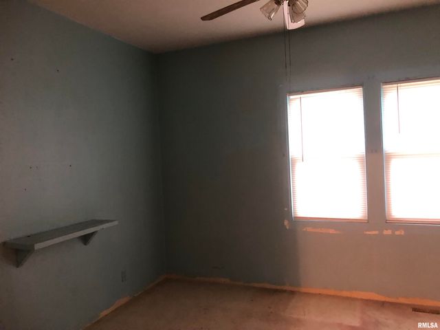 1805 E Keys Avenue, Springfield, IL 62702