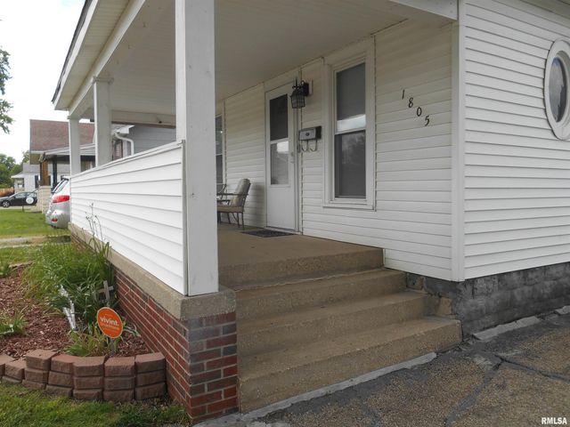 1805 E Keys Avenue, Springfield, IL 62702