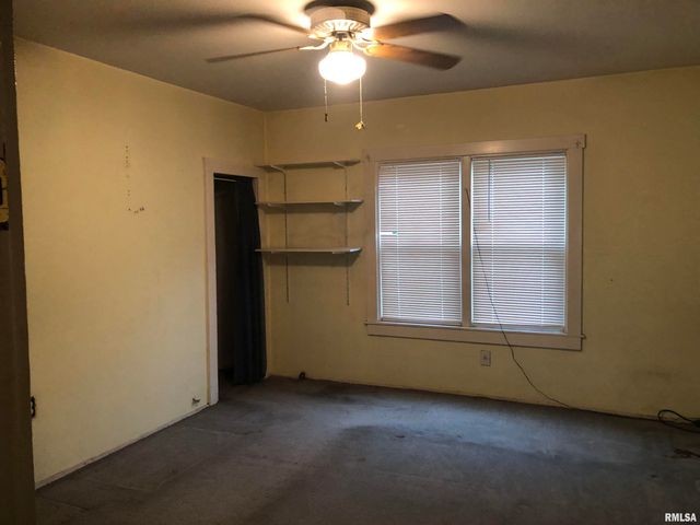 1805 E Keys Avenue, Springfield, IL 62702