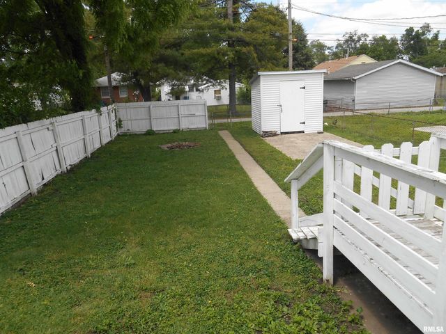 1805 E Keys Avenue, Springfield, IL 62702