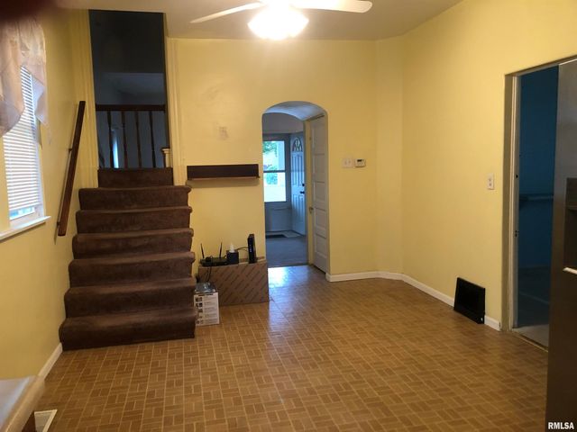 1805 E Keys Avenue, Springfield, IL 62702