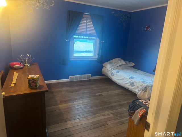 122 Bayberry Drive, Bristol, CT 06010