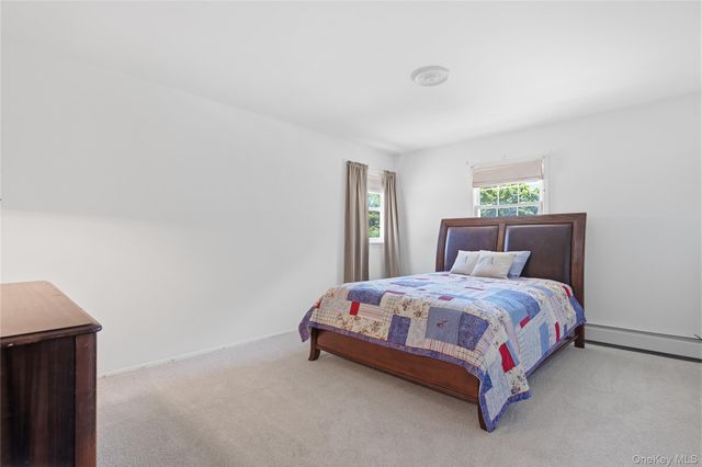 6 Carol Court, East Setauket, NY 11733