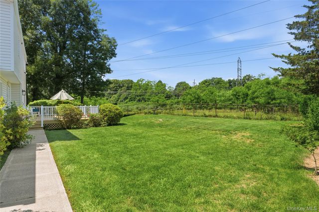 6 Carol Court, East Setauket, NY 11733