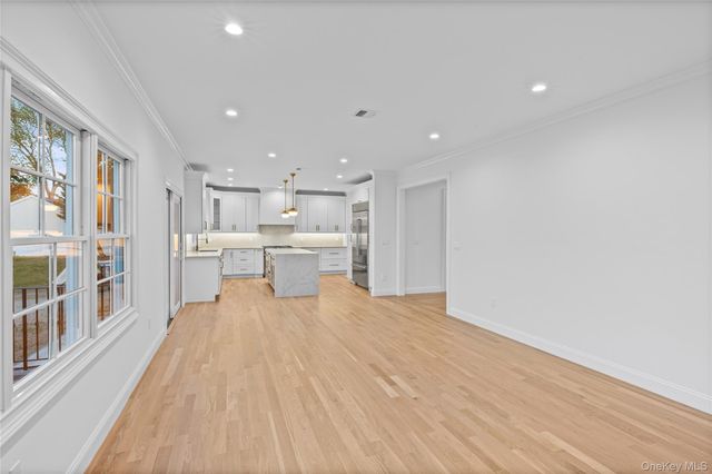 92 Biltmore Boulevard, Massapequa, NY 11758