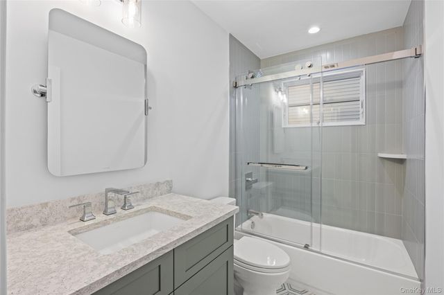 92 Biltmore Boulevard, Massapequa, NY 11758